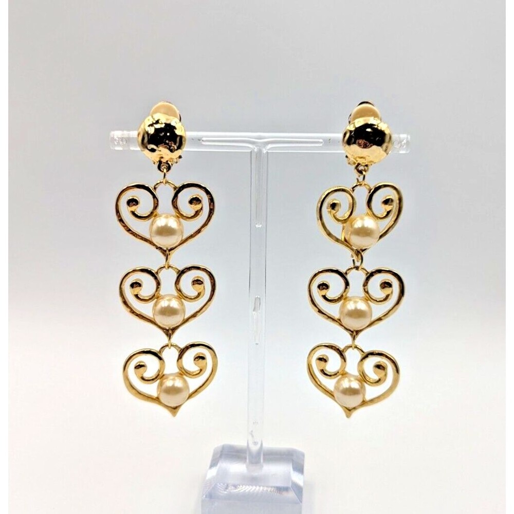 Vintage Gold Tone Faux Pearl Open Hearts Dangle Long Clip On Earrings